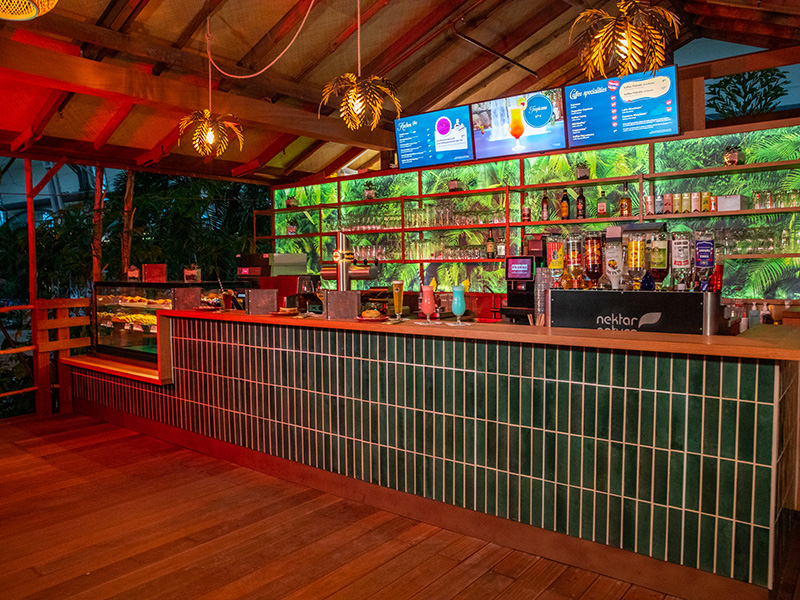 Tropical island restaurant discount